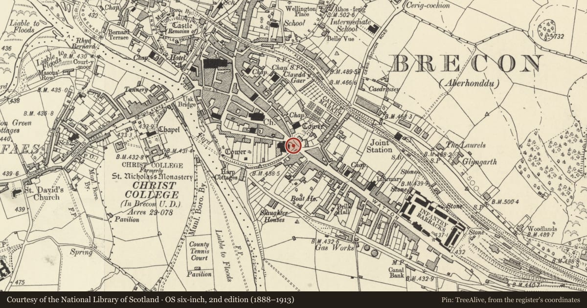 Ordnance Survey six-inch map, 2nd edition (1888–1913) covering the location of Pillar Box in Forecourt of Brecknock Museum, Brecon, Powys, with a pin at the register's coordinates