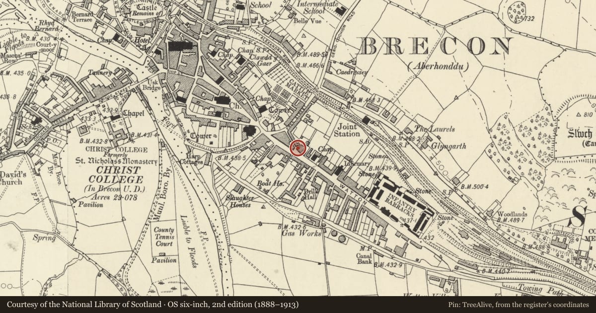 Ordnance Survey six-inch map, 2nd edition (1888–1913) covering the location of 27 The Watton, Brecon, Powys, with a pin at the register's coordinates