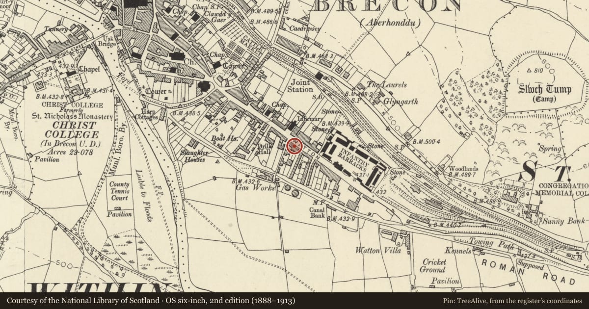 Ordnance Survey six-inch map, 2nd edition (1888–1913) covering the location of 69 The Watton, Brecon, Powys, with a pin at the register's coordinates