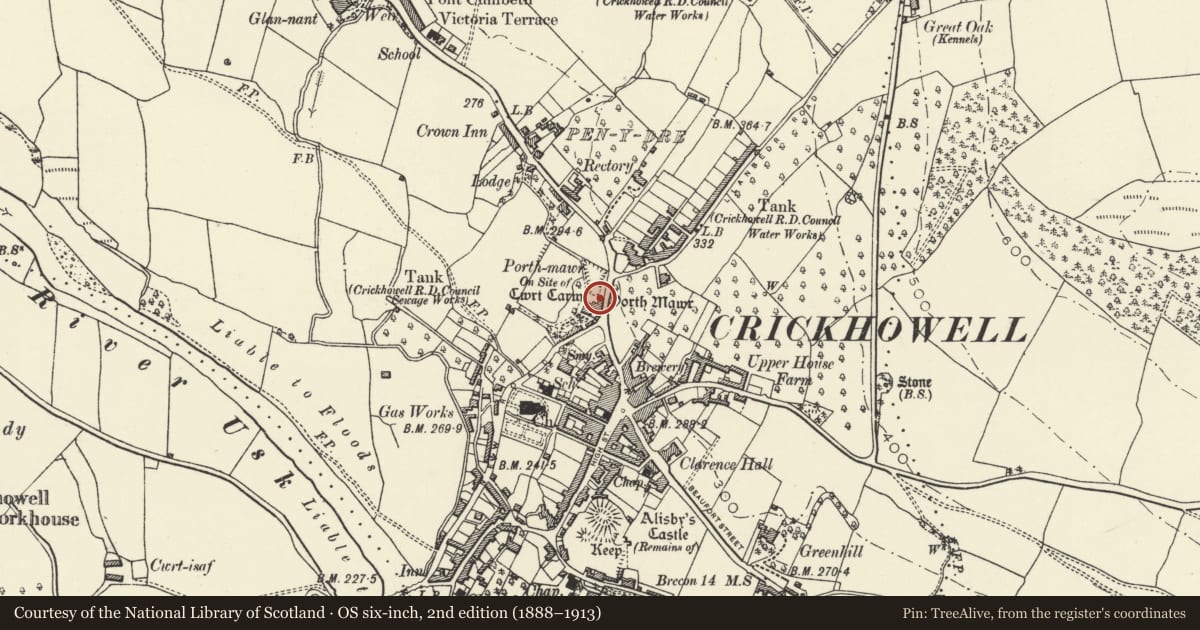 Ordnance Survey six-inch map, 2nd edition (1888–1913) covering the location of Porth-Mawr Gatehouse, Crickhowell, Powys, with a pin at the register's coordinates