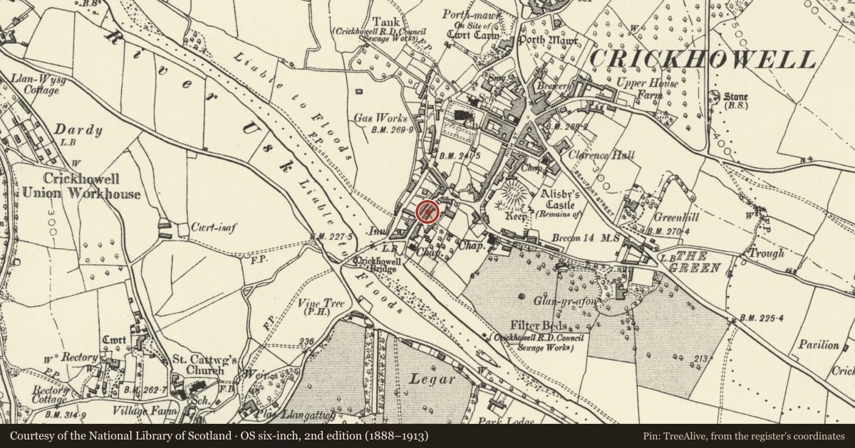 Ordnance Survey six-inch map, 2nd edition (1888–1913) covering the location of 9 Bridge Street, Crickhowell, Powys, with a pin at the register's coordinates