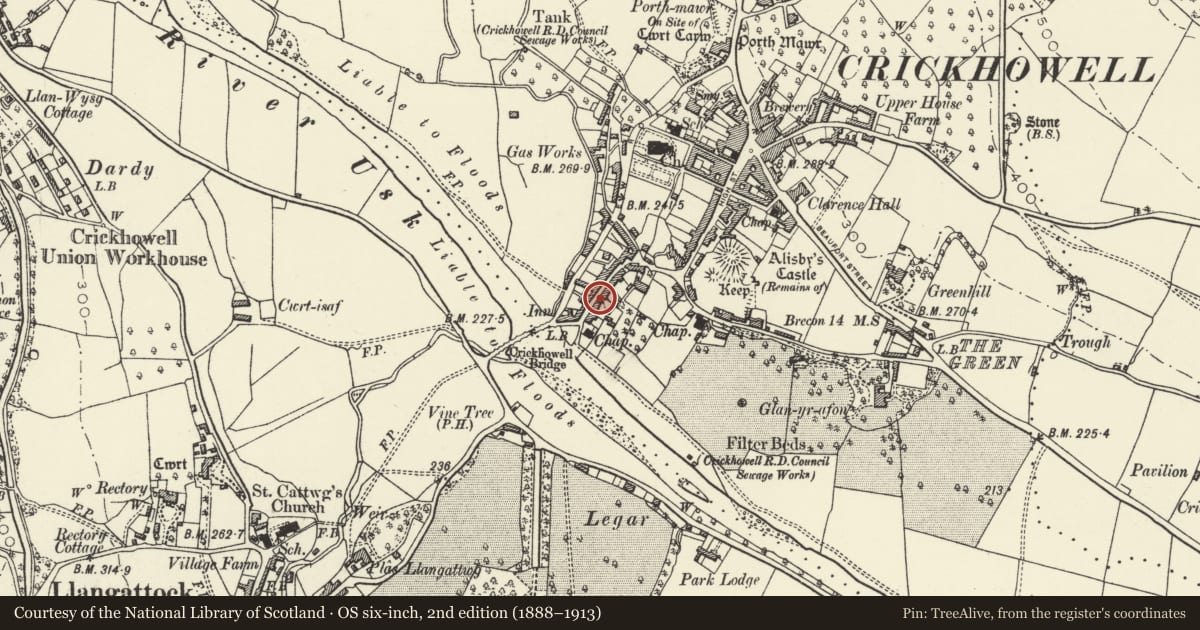 Ordnance Survey six-inch map, 2nd edition (1888–1913) covering the location of 13 Bridge Street, Crickhowell, Powys, with a pin at the register's coordinates