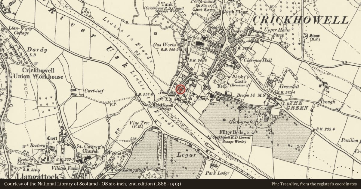 Ordnance Survey six-inch map, 2nd edition (1888–1913) covering the location of 14 Brdige Street, Crickhowell, Powys, with a pin at the register's coordinates