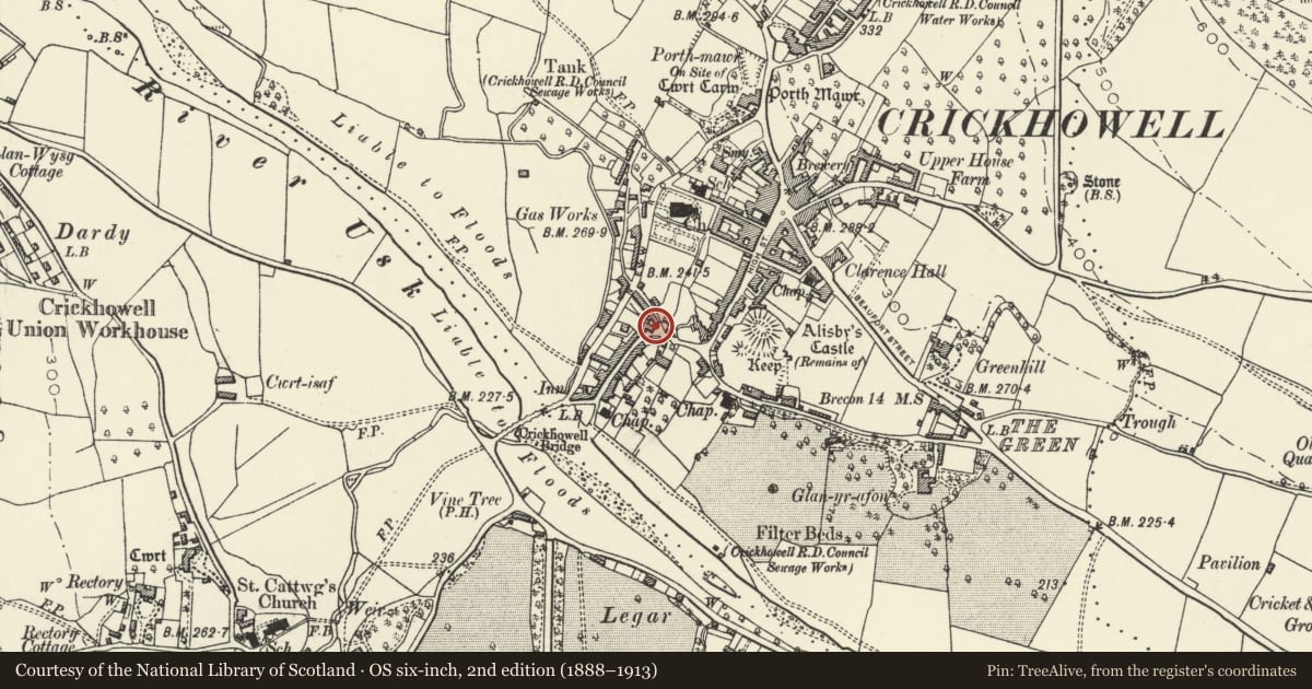 Ordnance Survey six-inch map, 2nd edition (1888–1913) covering the location of Addis Builder & Contractor, Crickhowell, Powys, with a pin at the register's coordinates