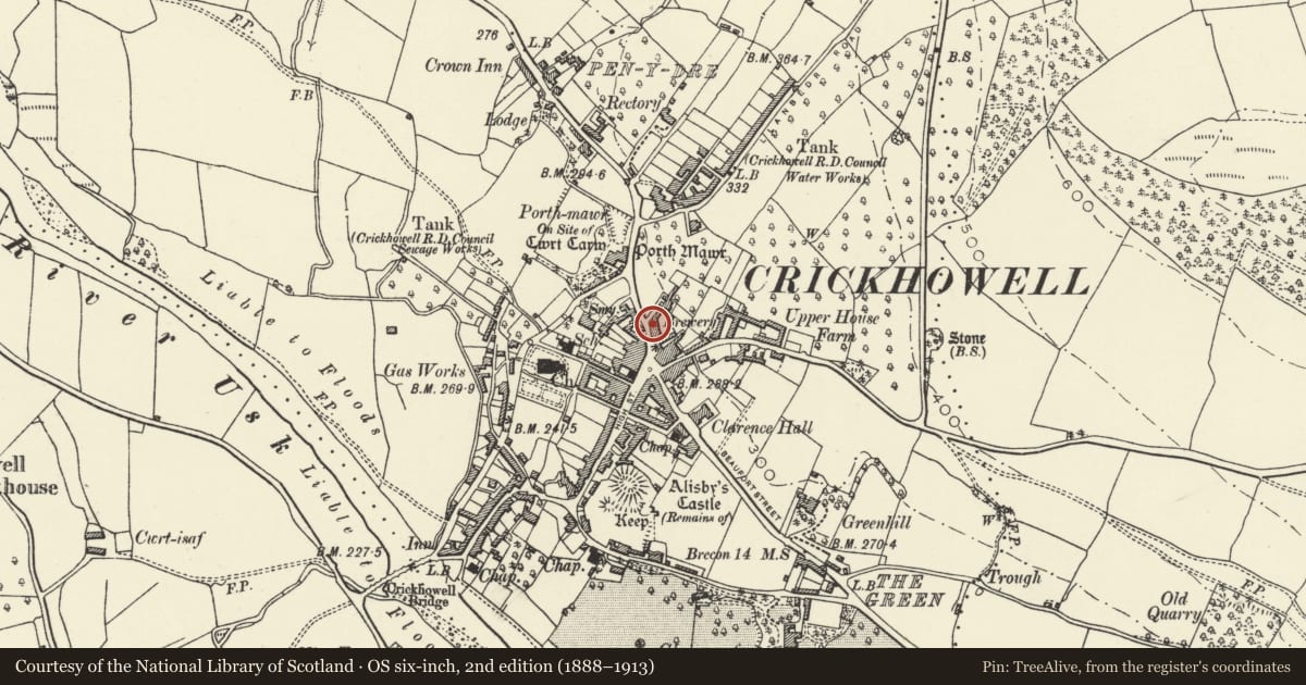 Ordnance Survey six-inch map, 2nd edition (1888–1913) covering the location of 5 High Street, Crickhowell, Powys, with a pin at the register's coordinates