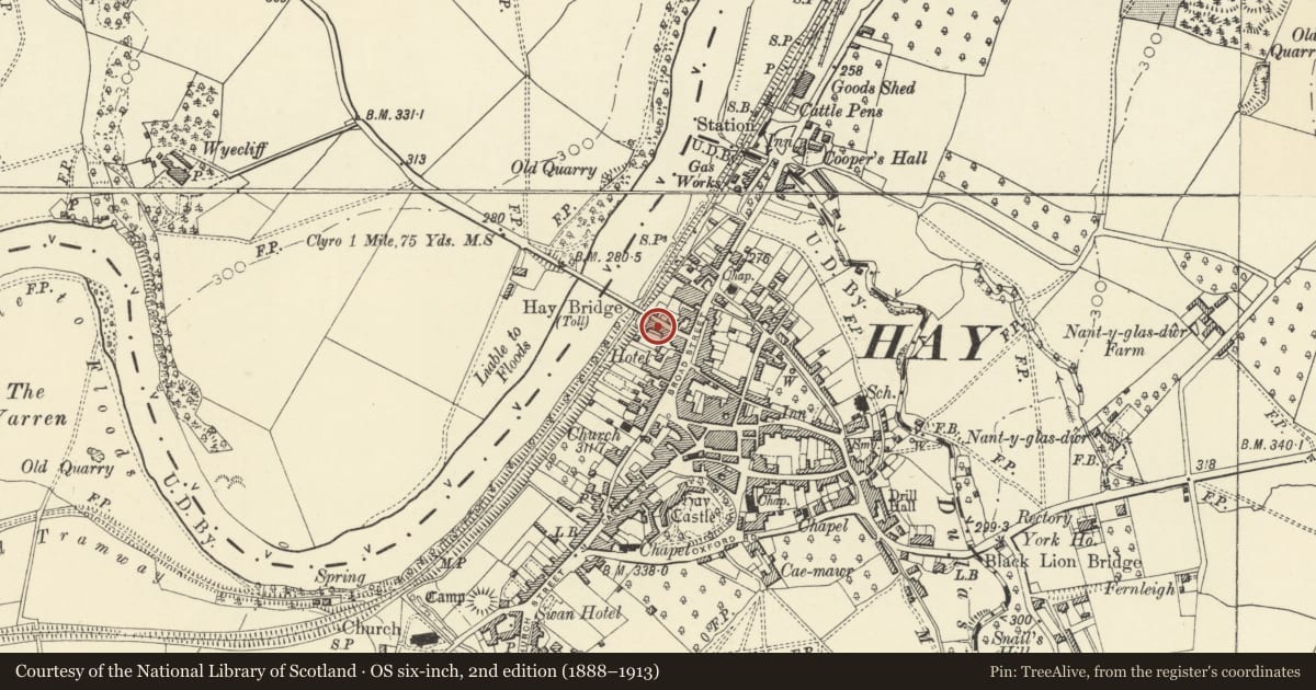 Ordnance Survey six-inch map, 2nd edition (1888–1913) covering the location of 5 Bridge Street, Hay, Powys, with a pin at the register's coordinates