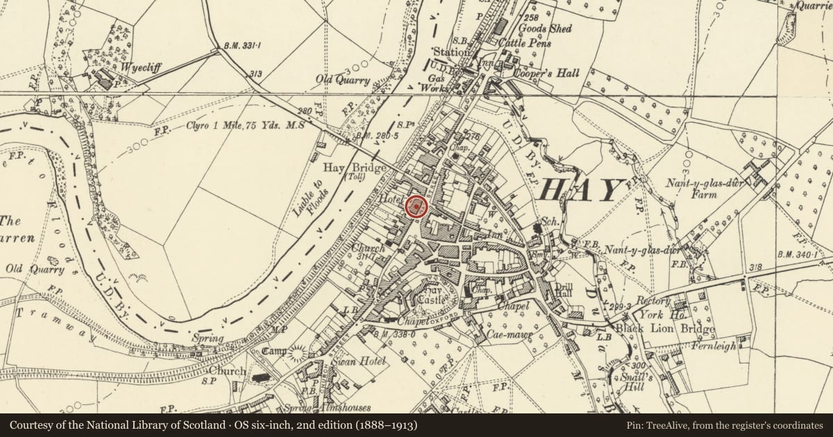 Ordnance Survey six-inch map, 2nd edition (1888–1913) covering the location of Ye Olde Crown Bar (Part of Crown Hotel), Hay, Powys, with a pin at the register's coordinates