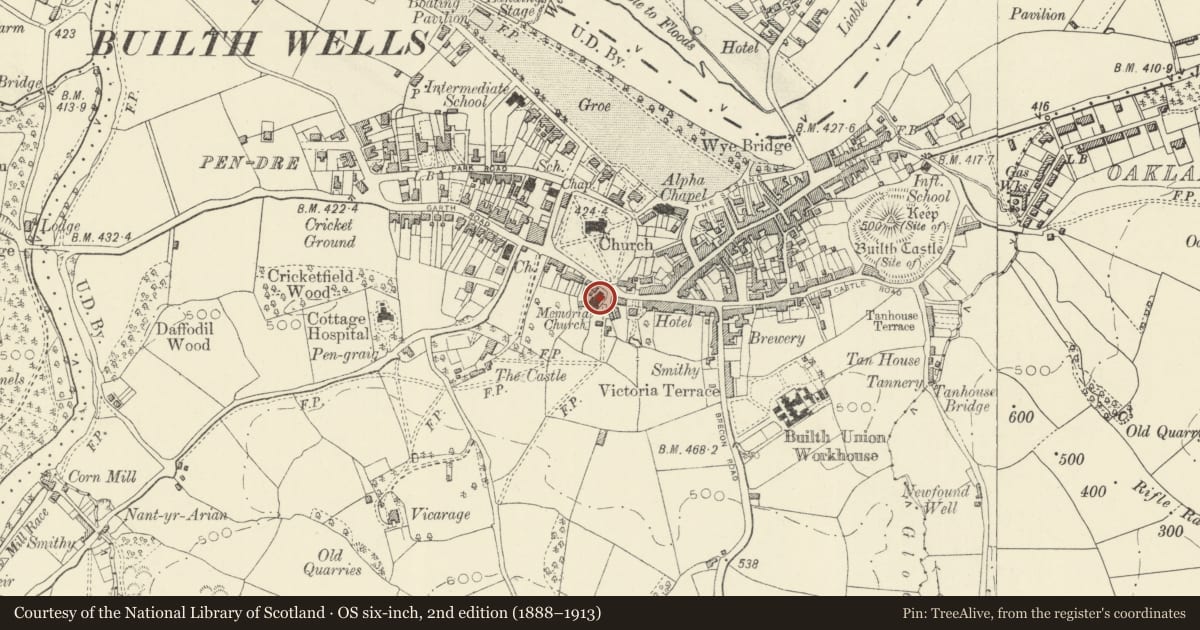 Ordnance Survey six-inch map, 2nd edition (1888–1913) covering the location of Memorial Baptist Chapel, Builth, Powys, with a pin at the register's coordinates