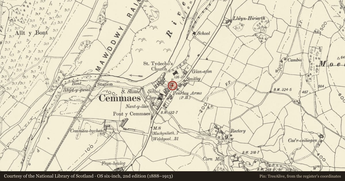 Ordnance Survey six-inch map, 2nd edition (1888–1913) covering the location of Gorffwysfa including attached railings, Glantwymyn, Powys, with a pin at the register's coordinates