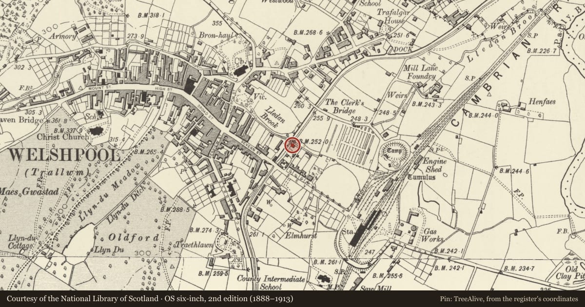 Ordnance Survey six-inch map, 2nd edition (1888–1913) covering the location of Aqueduct Cottage, Welshpool, Powys, with a pin at the register's coordinates