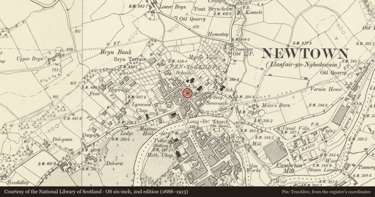 Ordnance Survey six-inch map, 2nd edition (1888–1913) covering the location of Brynfield House, Newtown and Llanllwchaiarn, Powys, with a pin at the register's coordinates