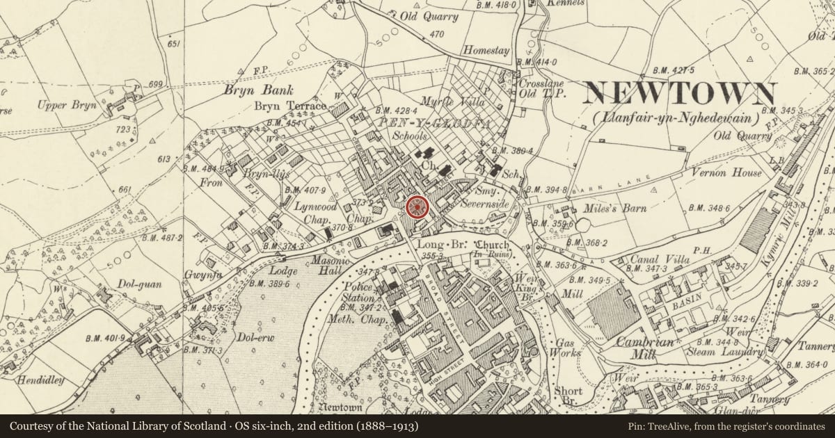 Ordnance Survey six-inch map, 2nd edition (1888–1913) covering the location of 47 Commercial Street, Newtown and Llanllwchaiarn, Powys, with a pin at the register's coordinates