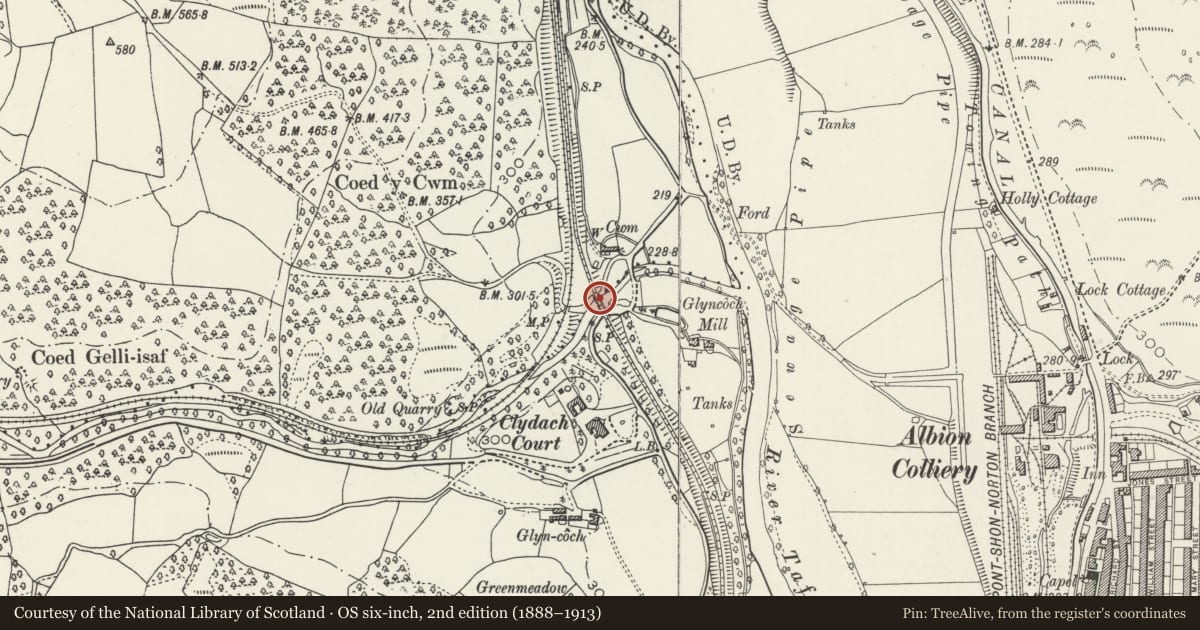 Ordnance Survey six-inch map, 2nd edition (1888–1913) covering the location of Taff Vale Railway bridge over Cwm Clydach, Abercynon, Rhondda Cynon Taff, with a pin at the register's coordinates