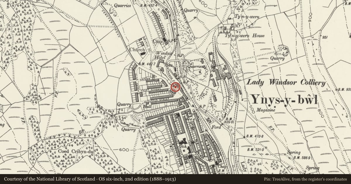 Ordnance Survey six-inch map, 2nd edition (1888–1913) covering the location of War Memorial, Ynysybwl and Coed-y-Cwm, Rhondda Cynon Taff, with a pin at the register's coordinates