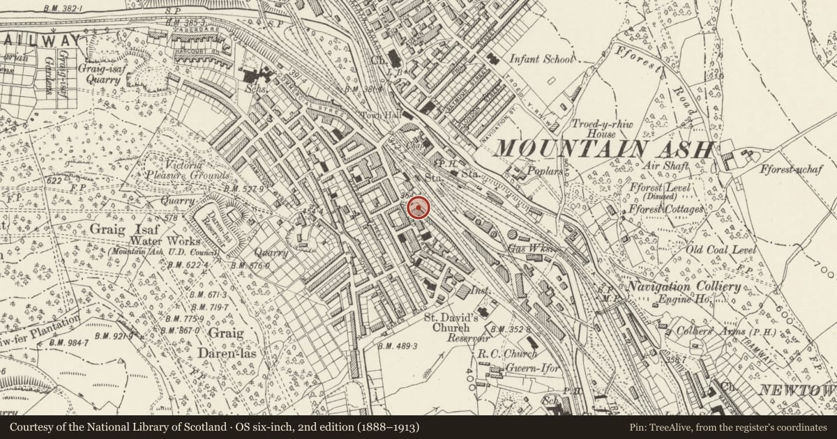 Ordnance Survey six-inch map, 2nd edition (1888–1913) covering the location of Mountain Ash Workman's Club and Institute, Rhondda Cynon Taff, with a pin at the register's coordinates