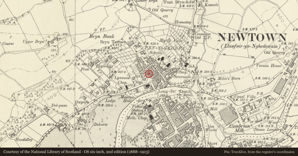 Ordnance Survey six-inch map, 2nd edition (1888–1913) covering the location of Fish & Chip Shop, Newtown and Llanllwchaiarn, Powys, with a pin at the register's coordinates