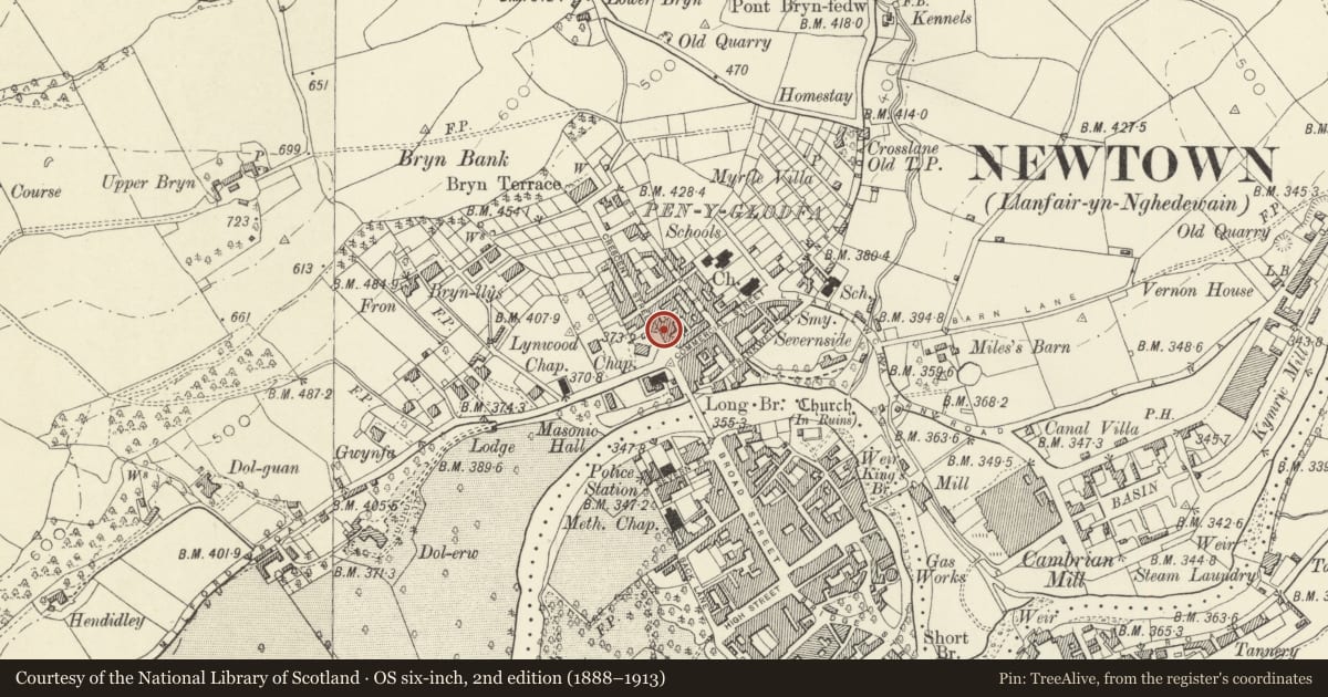 Ordnance Survey six-inch map, 2nd edition (1888–1913) covering the location of 42 Crescent Street, Newtown and Llanllwchaiarn, Powys, with a pin at the register's coordinates