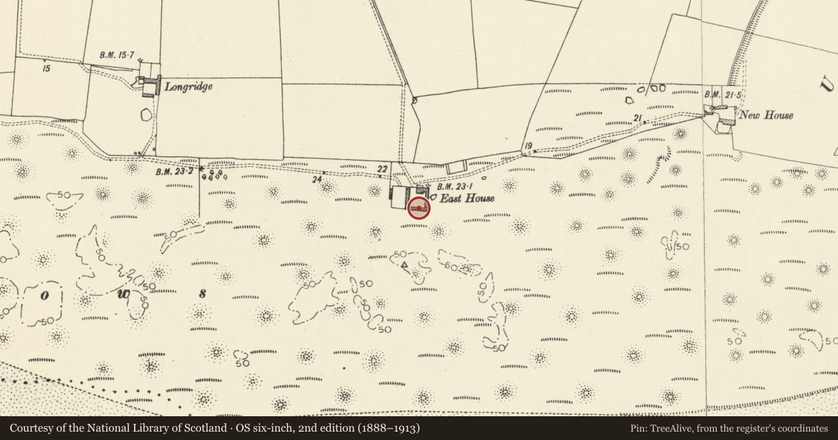 Ordnance Survey six-inch map, 2nd edition (1888–1913) covering the location of Cowhouse Range at East House Farm, Laugharne Township, Carmarthenshire, with a pin at the register's coordinates