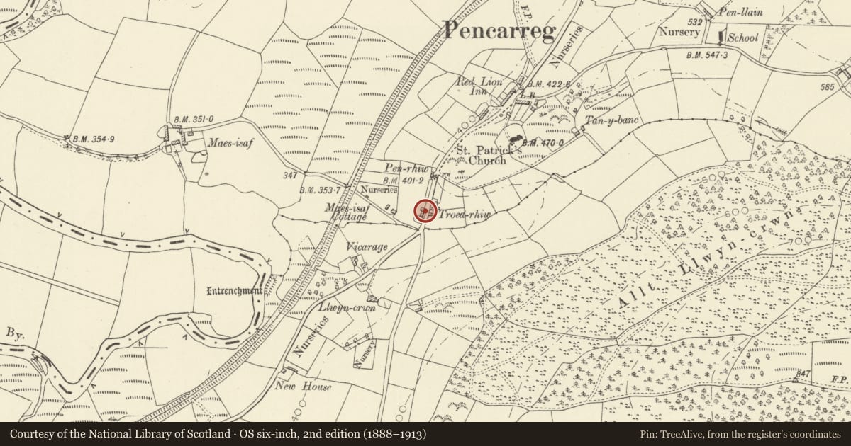 Ordnance Survey six-inch map, 2nd edition (1888–1913) covering the location of Troed-rhiw, Pencarreg, Carmarthenshire, with a pin at the register's coordinates