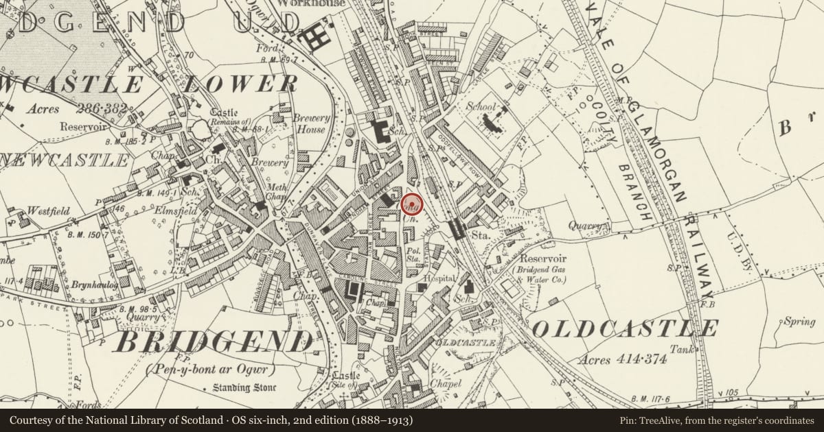 Ordnance Survey six-inch map, 2nd edition (1888–1913) covering the location of Hope Baptist Chapel including attached vestry and schoolroom, Bridgend, with a pin at the register's coordinates
