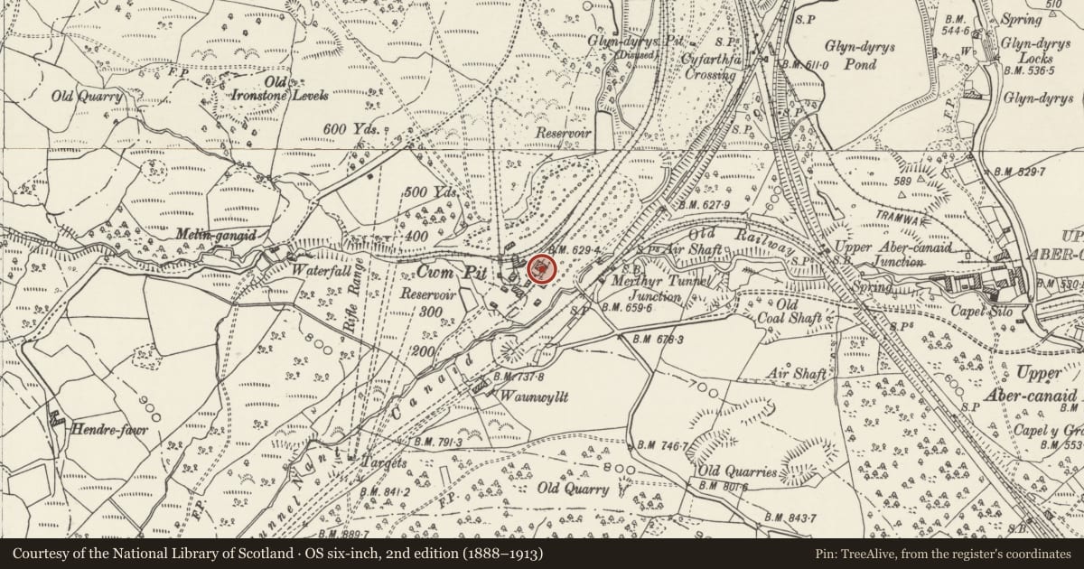 Ordnance Survey six-inch map, 2nd edition (1888–1913) covering the location of Base of Chimney at Cwm Pit, Troed-y-Rhiw, Merthyr Tydfil, with a pin at the register's coordinates