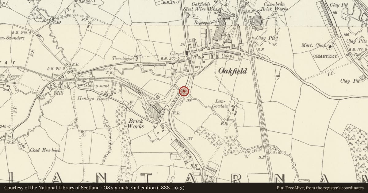 Ordnance Survey six-inch map, 2nd edition (1888–1913) covering the location of Aqueduct over Dowlais Brook on Monmouthshire and Brecon Canal, partly in Cwmbran Central Community, Llantarnam, Torfaen, with a pin at the register's coordinates