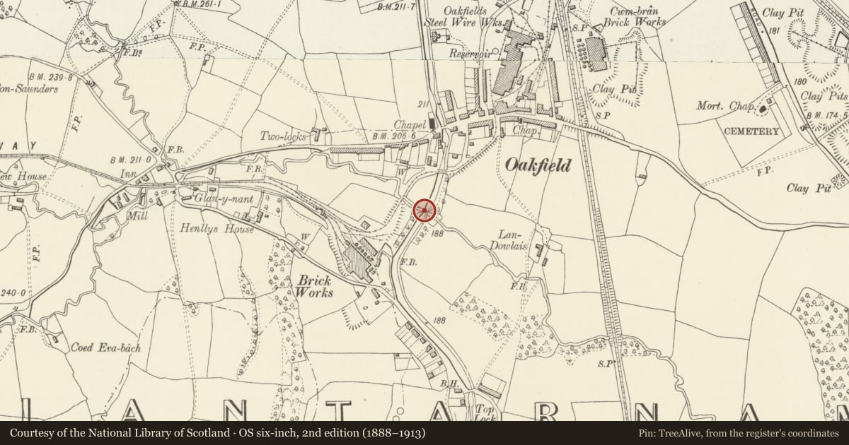 Ordnance Survey six-inch map, 2nd edition (1888–1913) covering the location of Aqueduct over Dowlais Brook on Monmouthshire and Brecon Canal (partly in the Llantarnam community), Cwmbran Central, Torfaen, with a pin at the register's coordinates