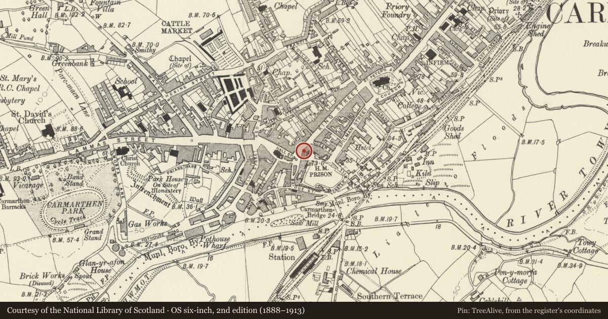 Ordnance Survey six-inch map, 2nd edition (1888–1913) covering the location of 18 Nott Square, Carmarthen, Carmarthenshire, with a pin at the register's coordinates