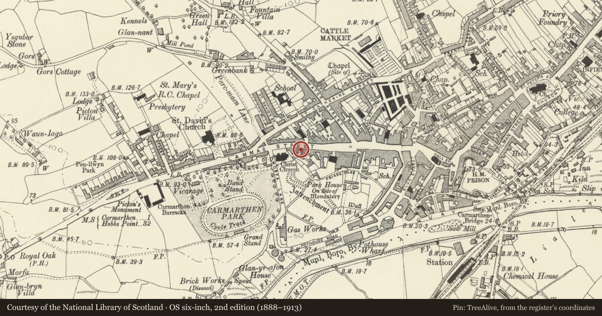 Ordnance Survey six-inch map, 2nd edition (1888–1913) covering the location of 92 Lammas Street, Carmarthen, Carmarthenshire, with a pin at the register's coordinates