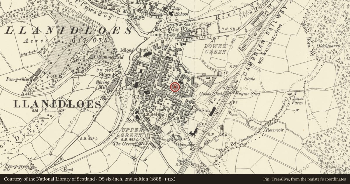 Ordnance Survey six-inch map, 2nd edition (1888–1913) covering the location of 22 Bethel Street, Llanidloes, Powys, with a pin at the register's coordinates