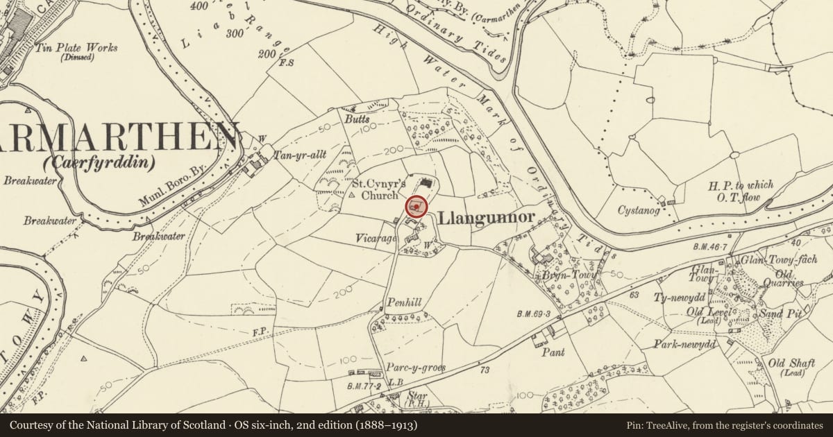 Ordnance Survey six-inch map, 2nd edition (1888–1913) covering the location of Former cottage on S side of Llangunnor churchyard, Carmarthenshire, with a pin at the register's coordinates