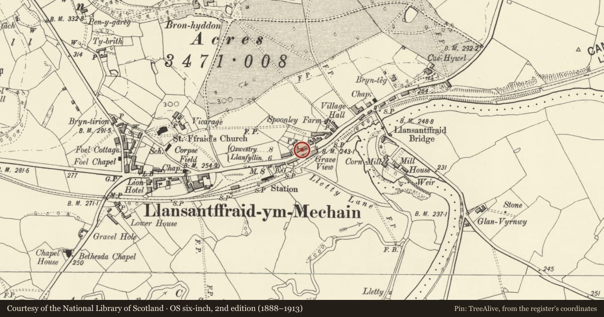 Ordnance Survey six-inch map, 2nd edition (1888–1913) covering the location of Rose cottage (No. 1, Rose Cottages), with walled and railed forecourt, Llansantffraid, Powys, with a pin at the register's coordinates