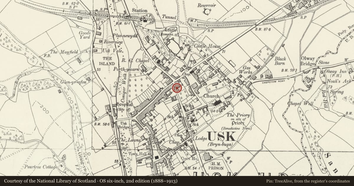 Ordnance Survey six-inch map, 2nd edition (1888–1913) covering the location of 9 Maryport Street, Usk, Monmouthshire, with a pin at the register's coordinates