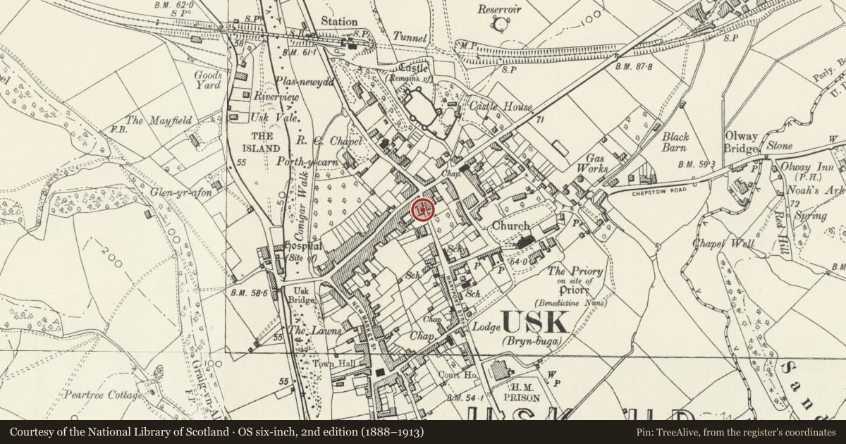 Ordnance Survey six-inch map, 2nd edition (1888–1913) covering the location of Ty'r Goron (Crown House), Usk, Monmouthshire, with a pin at the register's coordinates