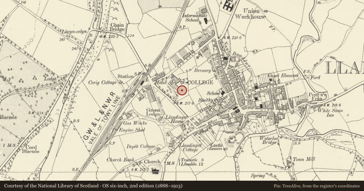 Ordnance Survey six-inch map, 2nd edition (1888–1913) covering the location of Chapel at Llandovery College, Carmarthenshire, with a pin at the register's coordinates
