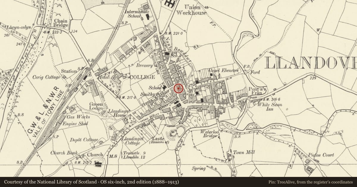 Ordnance Survey six-inch map, 2nd edition (1888–1913) covering the location of Croft House, Llandovery, Carmarthenshire, with a pin at the register's coordinates