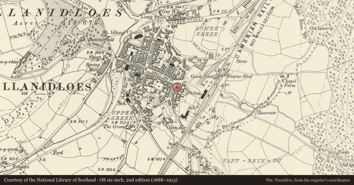 Ordnance Survey six-inch map, 2nd edition (1888–1913) covering the location of Angel Inn PH, Llanidloes, Powys, with a pin at the register's coordinates