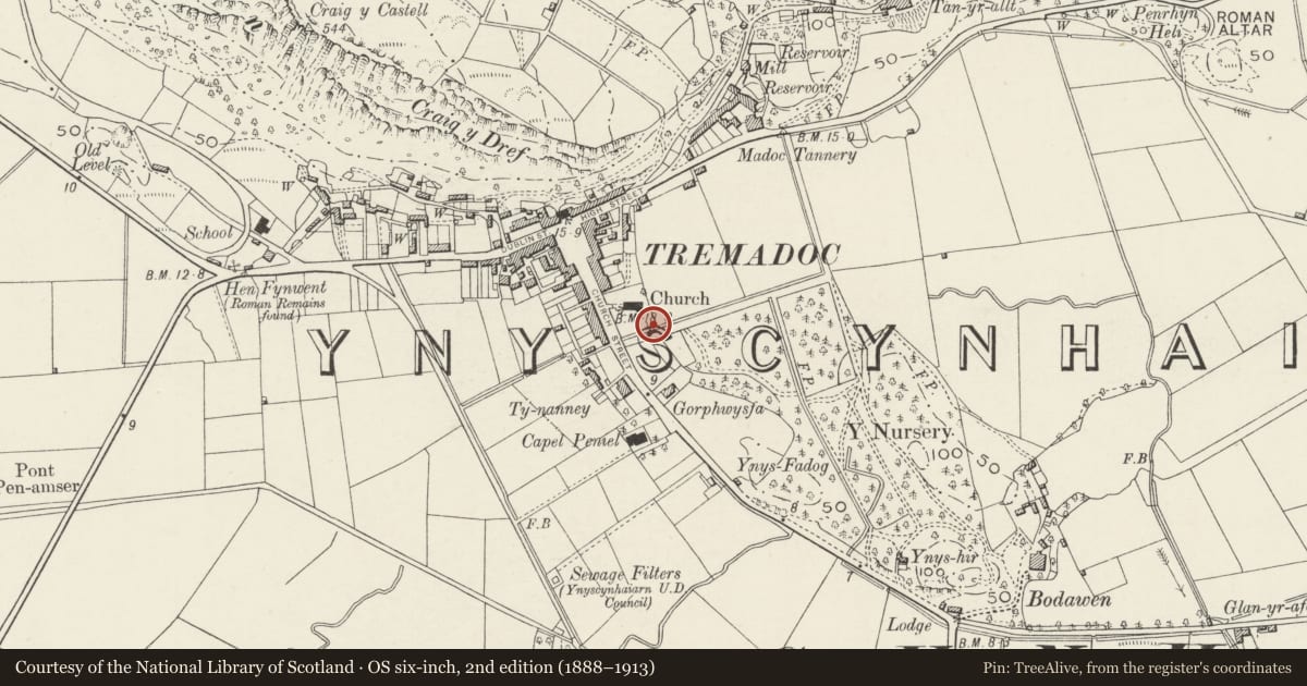 Ordnance Survey six-inch map, 2nd edition (1888–1913) covering the location of Gateway to the Church of Saint Mary, Porthmadog, Gwynedd, with a pin at the register's coordinates