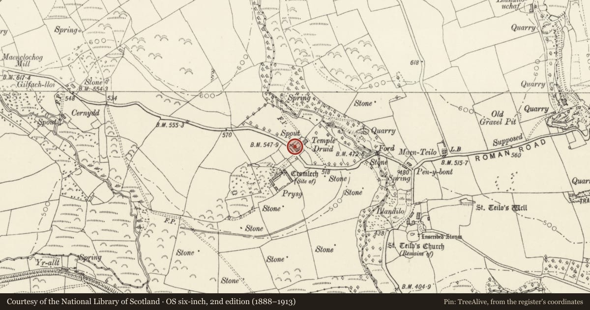 Ordnance Survey six-inch map, 2nd edition (1888–1913) covering the location of No 2 Temple Druid Cottages, Maenclochog, Pembrokeshire, with a pin at the register's coordinates