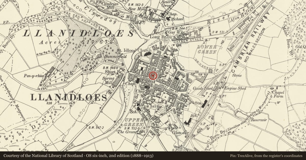 Ordnance Survey six-inch map, 2nd edition (1888–1913) covering the location of 3 Long Bridge Street, Llanidloes, Powys, with a pin at the register's coordinates