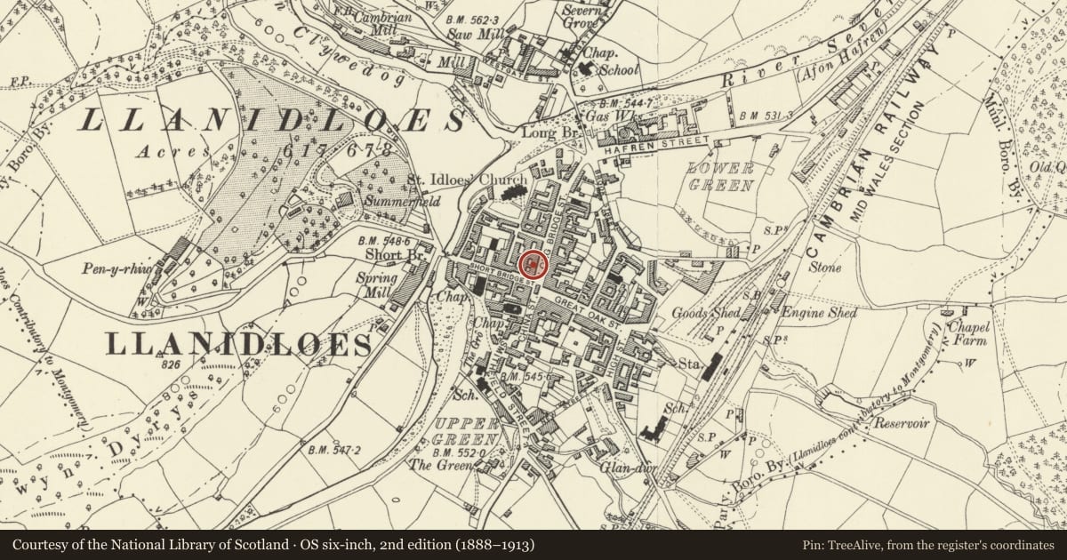 Ordnance Survey six-inch map, 2nd edition (1888–1913) covering the location of Unicorn Hotel P.H., Llanidloes, Powys, with a pin at the register's coordinates