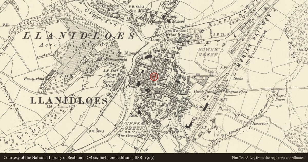Ordnance Survey six-inch map, 2nd edition (1888–1913) covering the location of Unicorn Hotel P.H., Llanidloes, Powys, with a pin at the register's coordinates