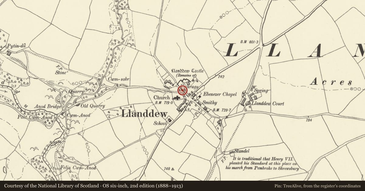 Ordnance Survey six-inch map, 2nd edition (1888–1913) covering the location of Village pump, Llanddew, Powys, with a pin at the register's coordinates