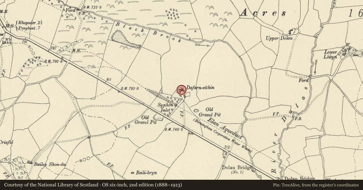 Ordnance Survey six-inch map, 2nd edition (1888–1913) covering the location of Daverneithen, including attached farm ranges, Nantmel, Powys, with a pin at the register's coordinates