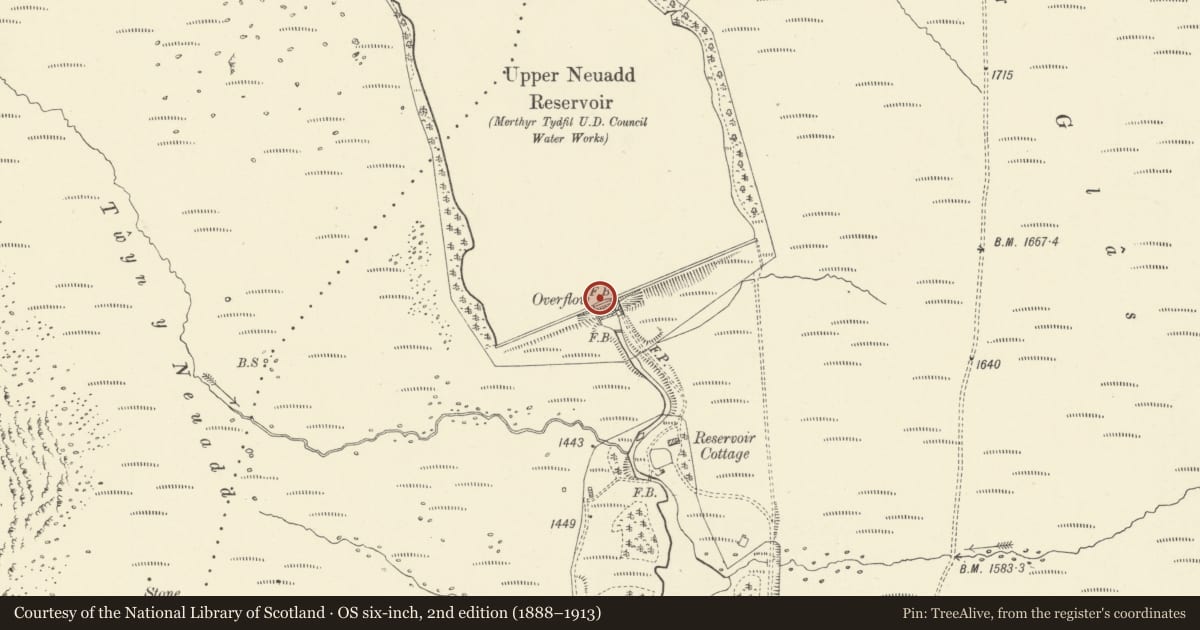 Ordnance Survey six-inch map, 2nd edition (1888–1913) covering the location of Dam at the Upper Neuadd Reservoir, Llanfrynach, Powys, with a pin at the register's coordinates