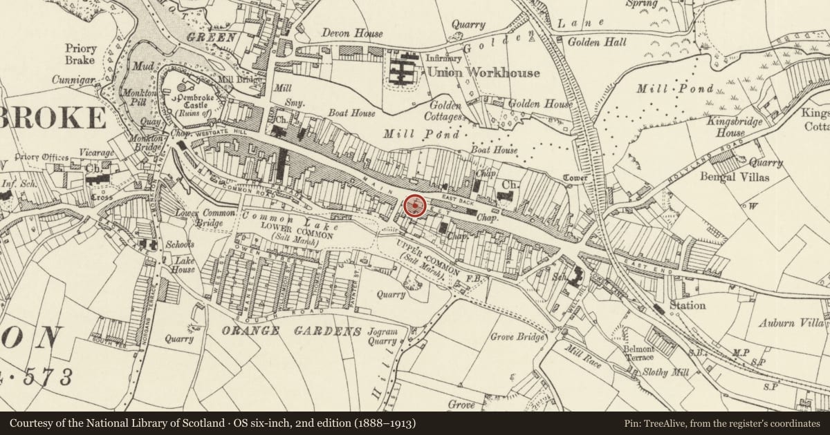 Ordnance Survey six-inch map, 2nd edition (1888–1913) covering the location of 83&85 Main Street, Pembroke, Pembrokeshire, with a pin at the register's coordinates