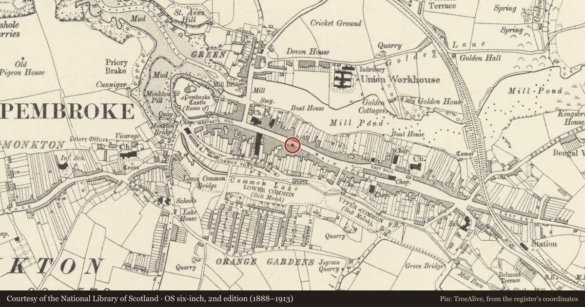 Ordnance Survey six-inch map, 2nd edition (1888–1913) covering the location of Barclays Bank, Pembroke, Pembrokeshire, with a pin at the register's coordinates