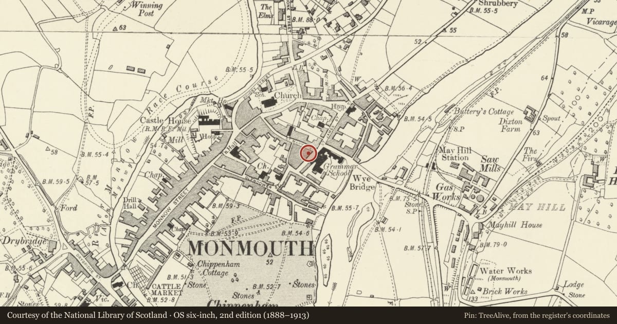 Ordnance Survey six-inch map, 2nd edition (1888–1913) covering the location of 10 Almshouse Street, Monmouth, Monmouthshire, with a pin at the register's coordinates
