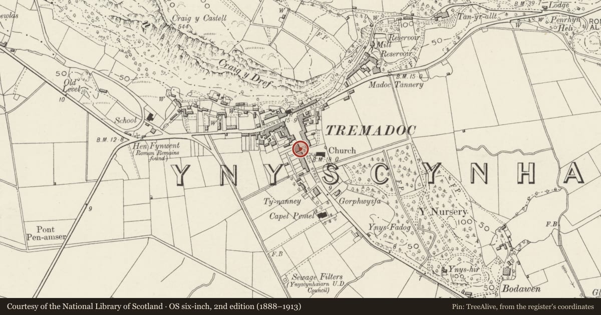 Ordnance Survey six-inch map, 2nd edition (1888–1913) covering the location of 16 Hoel y Llan (Church Street), Porthmadog, Gwynedd, with a pin at the register's coordinates
