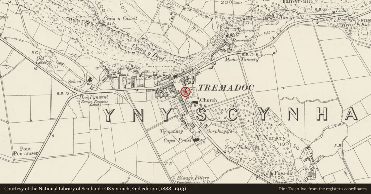 Ordnance Survey six-inch map, 2nd edition (1888–1913) covering the location of 5 Hoel y Llan (Church Street), Porthmadog, Gwynedd, with a pin at the register's coordinates